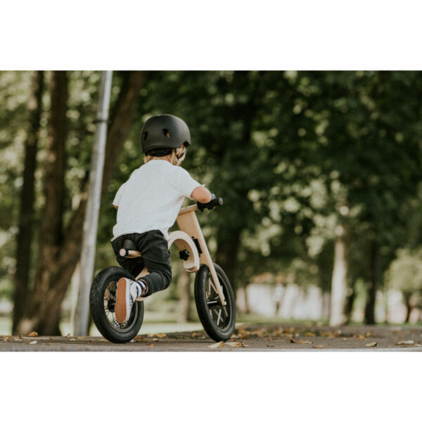 draisienne-3-en-1-leg-and-go-en-bois-pour-les-enfants-et-les-tout-petits_5 Draisienne 3-en-1 en bois pour les enfants