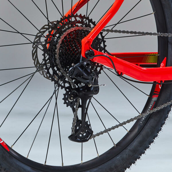 Vélo VTT cross country XC 120 cadre aluminium